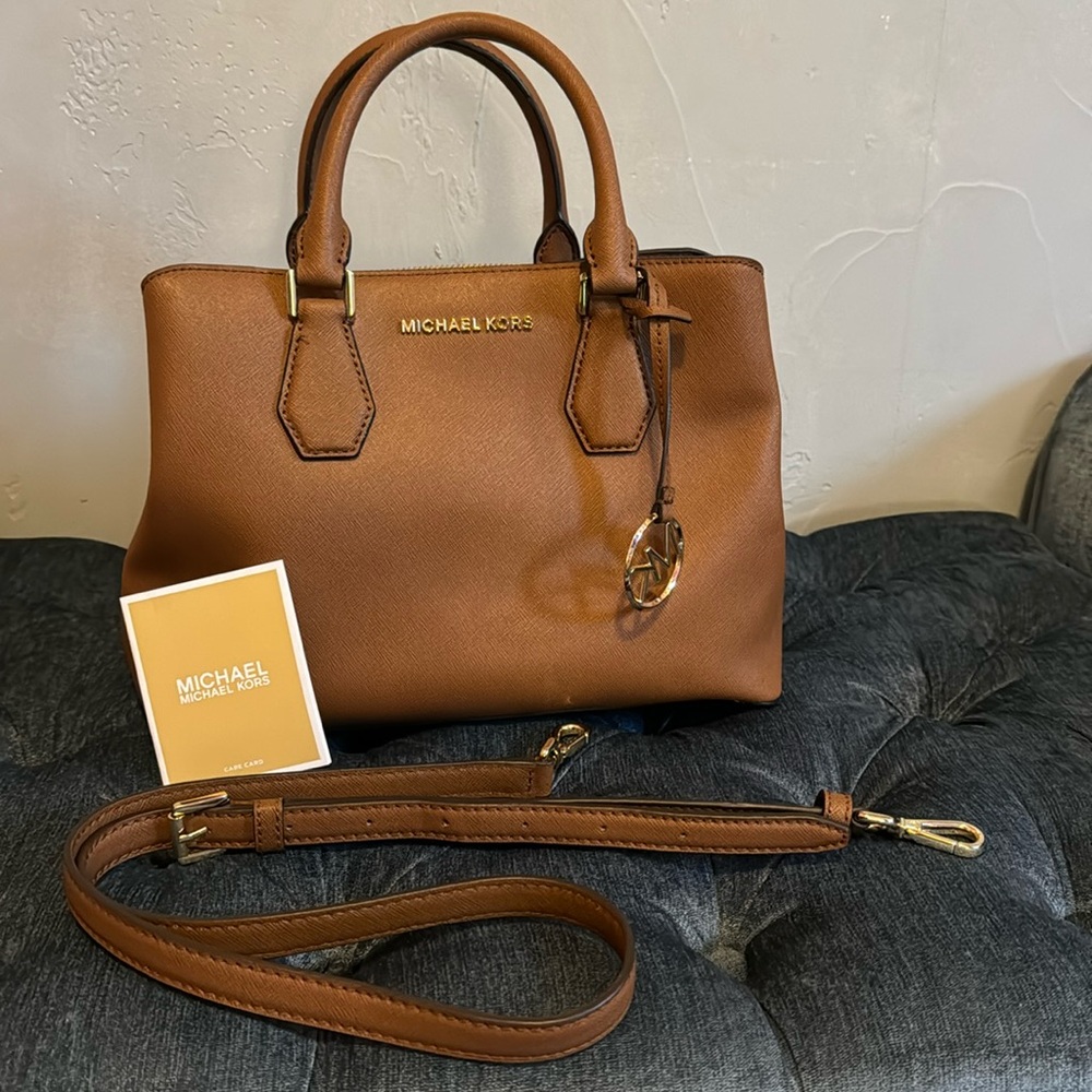 Michael Kors medium sized purse with shoulder strap, 3 separate compartments